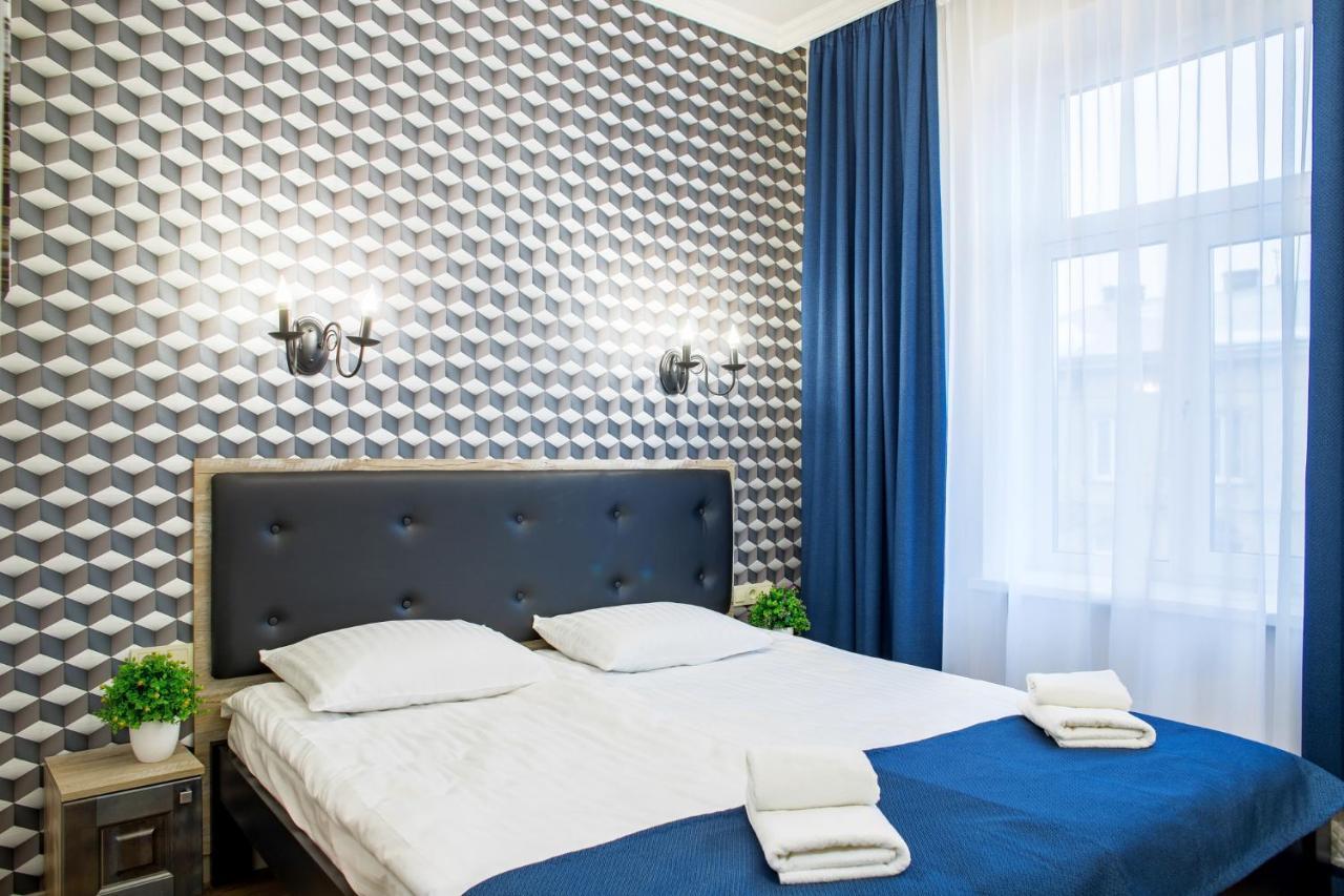 Mini Hotel Barvy Lvova On Horodotska St. Lviv Exterior foto