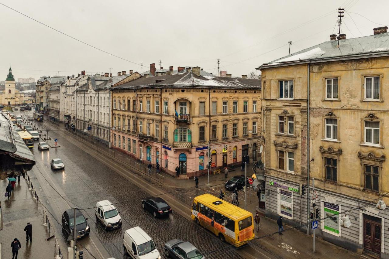 Mini Hotel Barvy Lvova On Horodotska St. Lviv Exterior foto