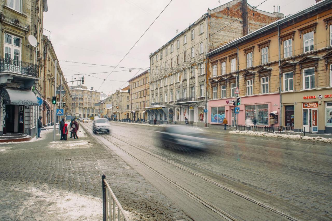 Mini Hotel Barvy Lvova On Horodotska St. Lviv Exterior foto